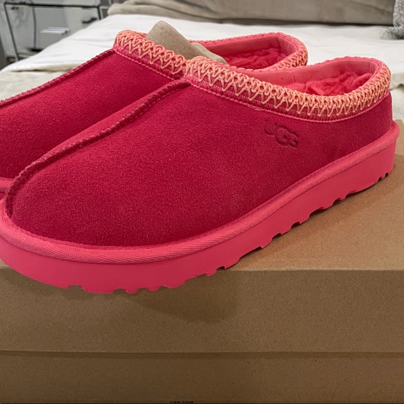 UGG Shoes - UGG Pink Glow Women's Tasman size 9